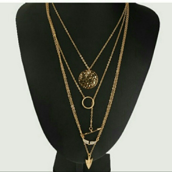 💕4 for $25💕Hot Multilayer Arrow Necklace - Picture 2 of 2
